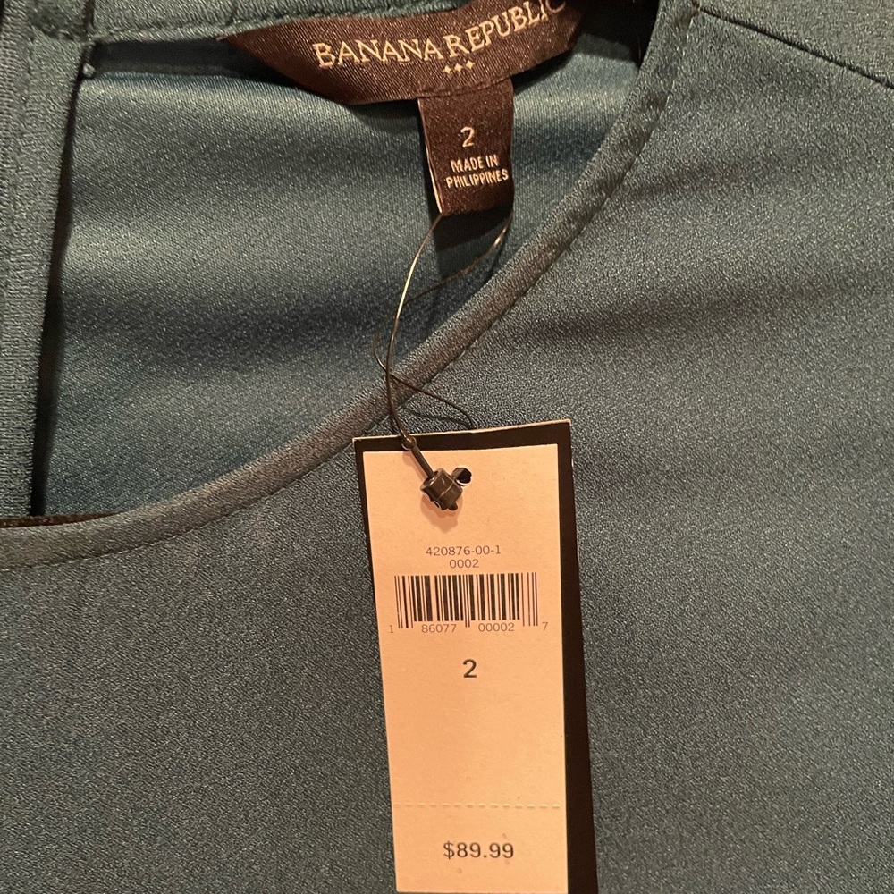 NWT Banana Republic dress - forest green. So cute!